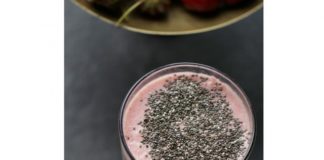 Chia strawberry protein smoothie